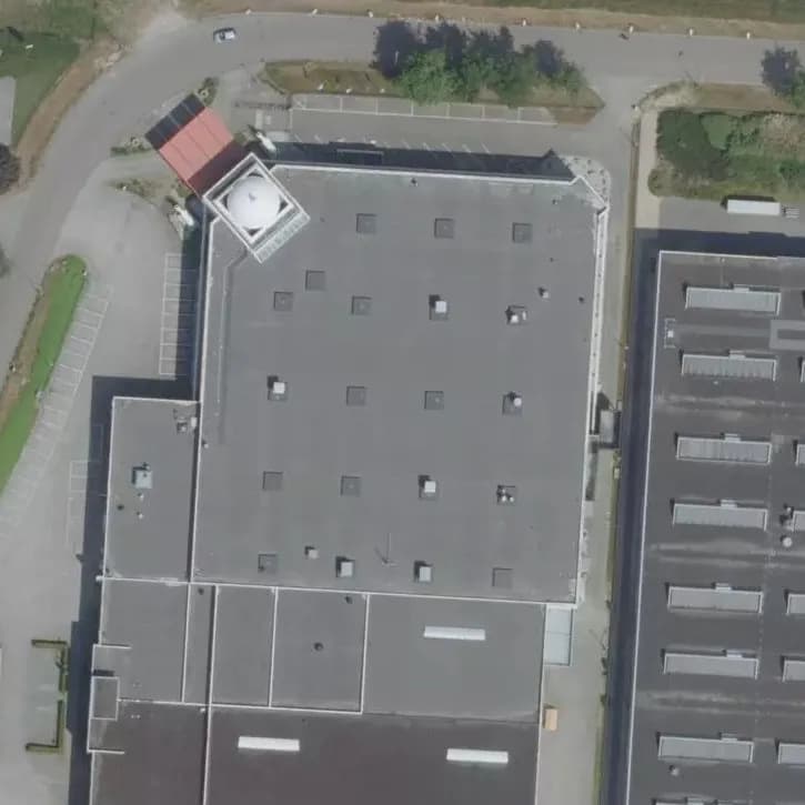 Verlaten Bedrijfspand