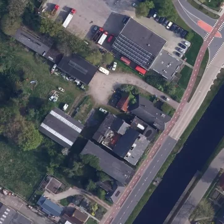 Verlaten Autogarage