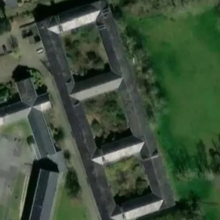 Verlaten School