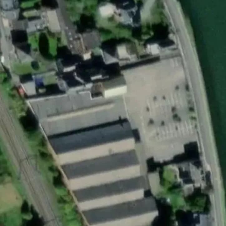 Verlaten Meubelwinkel	