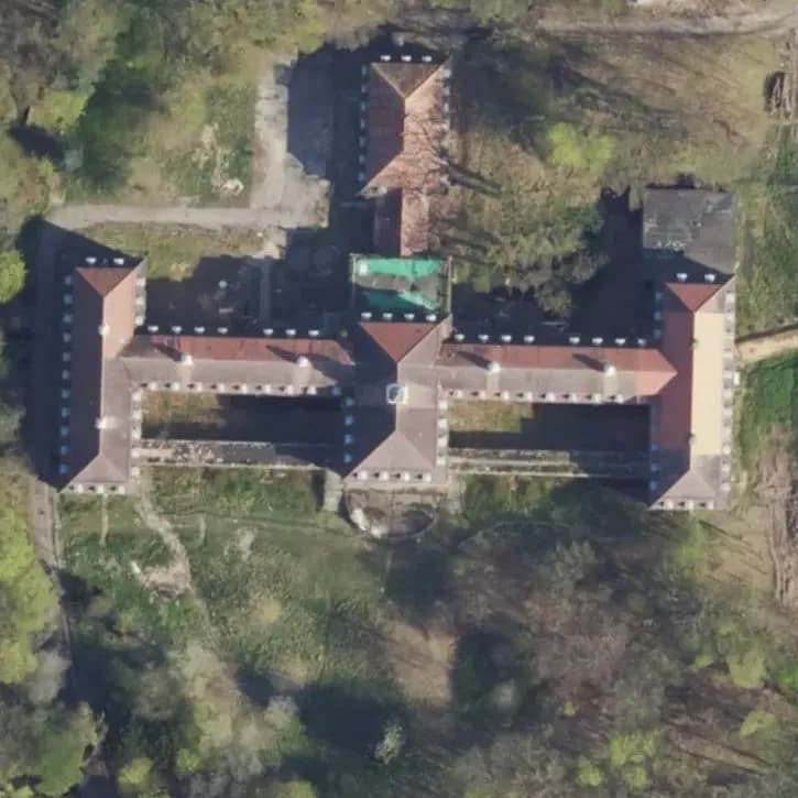 Verlaten Kliniek	