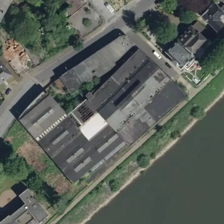 Verlaten Bedrijfspand